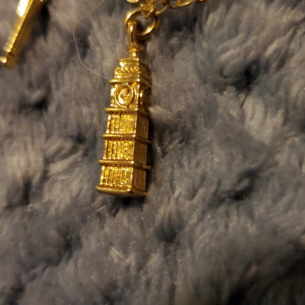 Necklace - Picture 4 of 6